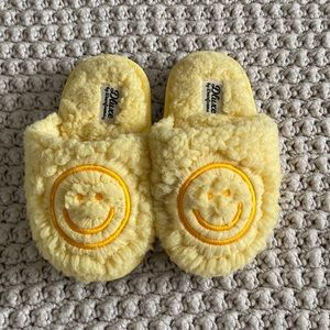 Kids smiley face slippers